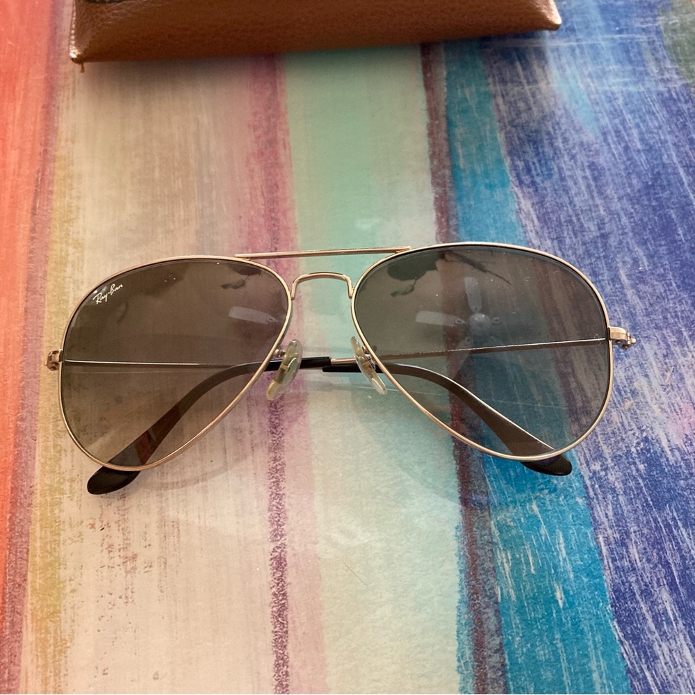 RayBan Aviator Sunglasses - Picture 5 of 10